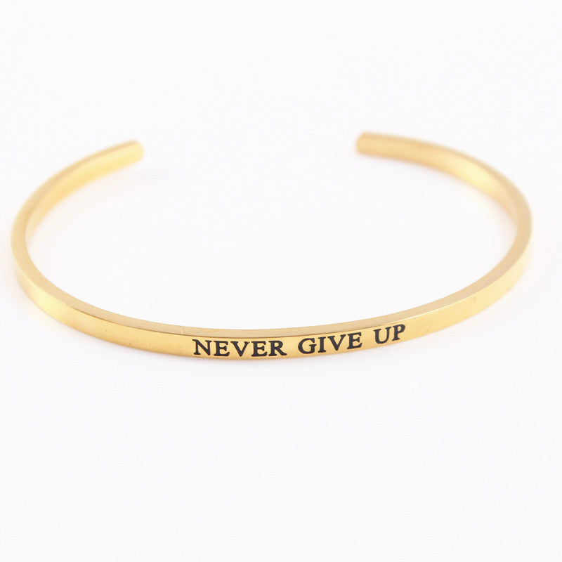 Bracelet Believe "Never give up"